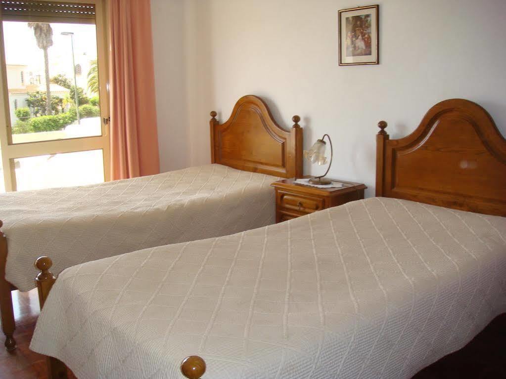 Apartamentos Sonybell Albufeira Exteriör bild